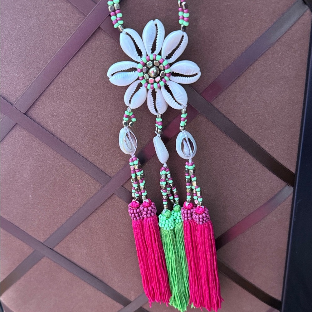 Beautiful Long Island Vibes Shell Flower Necklace with Tassels Pink & Lime Color